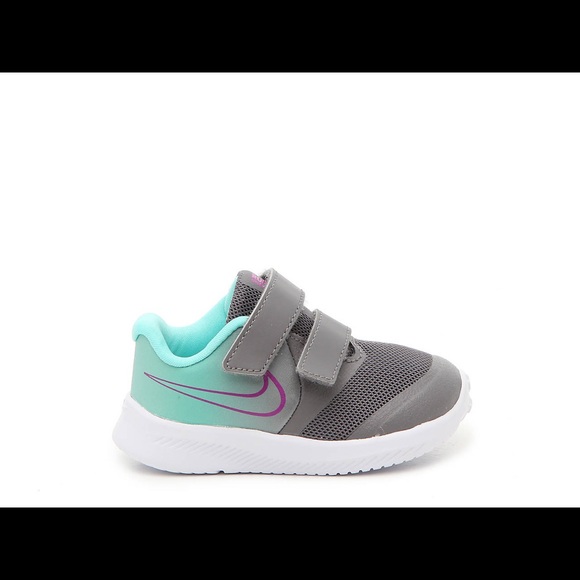 Nike star runner sneakers, NWT - Picture 2 of 7